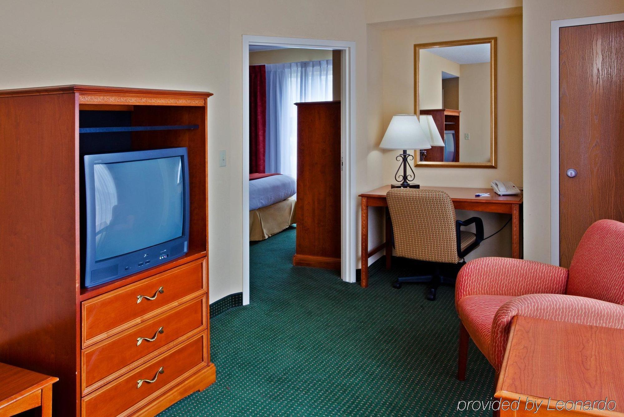 Holiday Inn Express Hotel & Suites Brooksville West, An Ihg Hotel Værelse billede