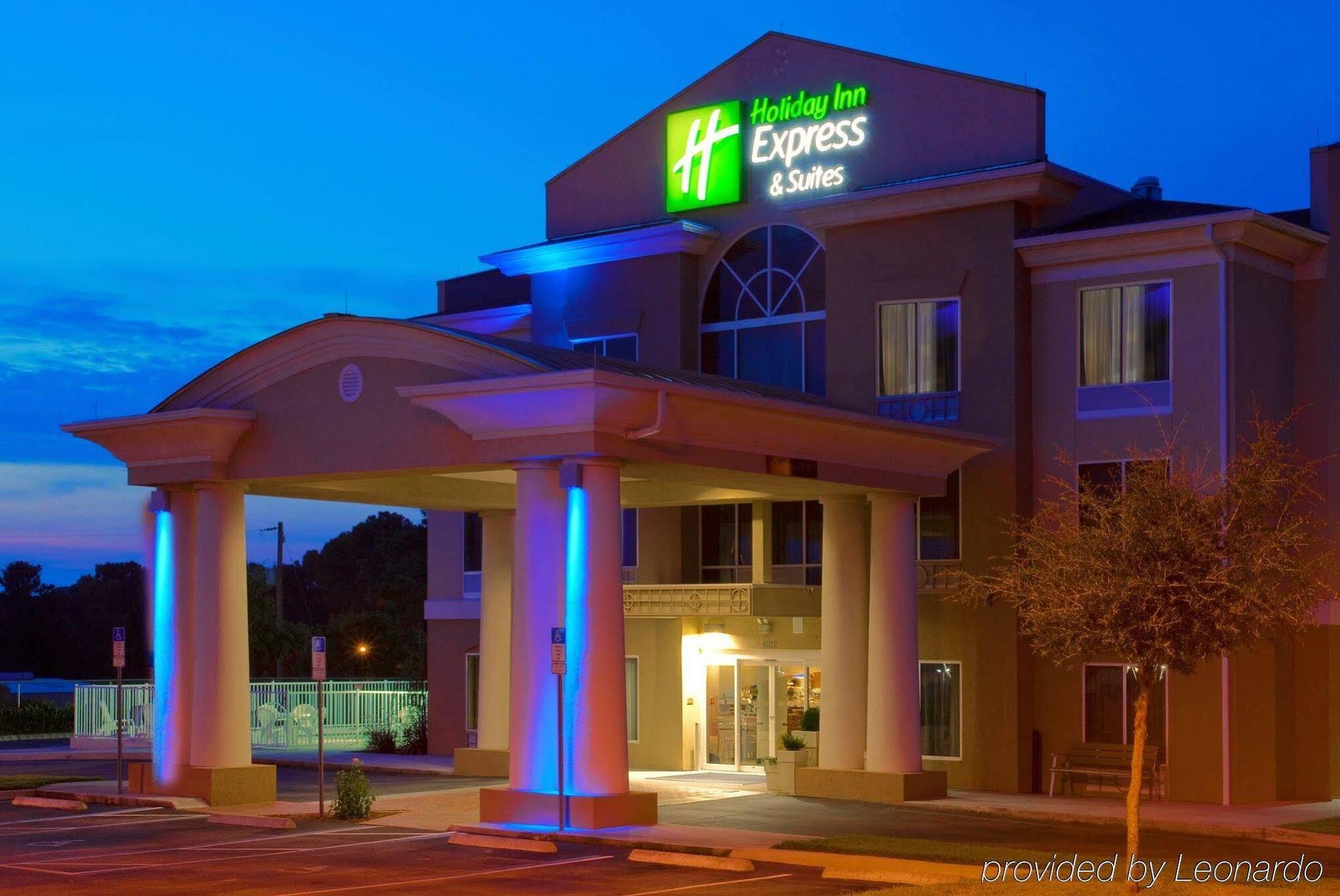 Holiday Inn Express Hotel & Suites Brooksville West, An Ihg Hotel Eksteriør billede