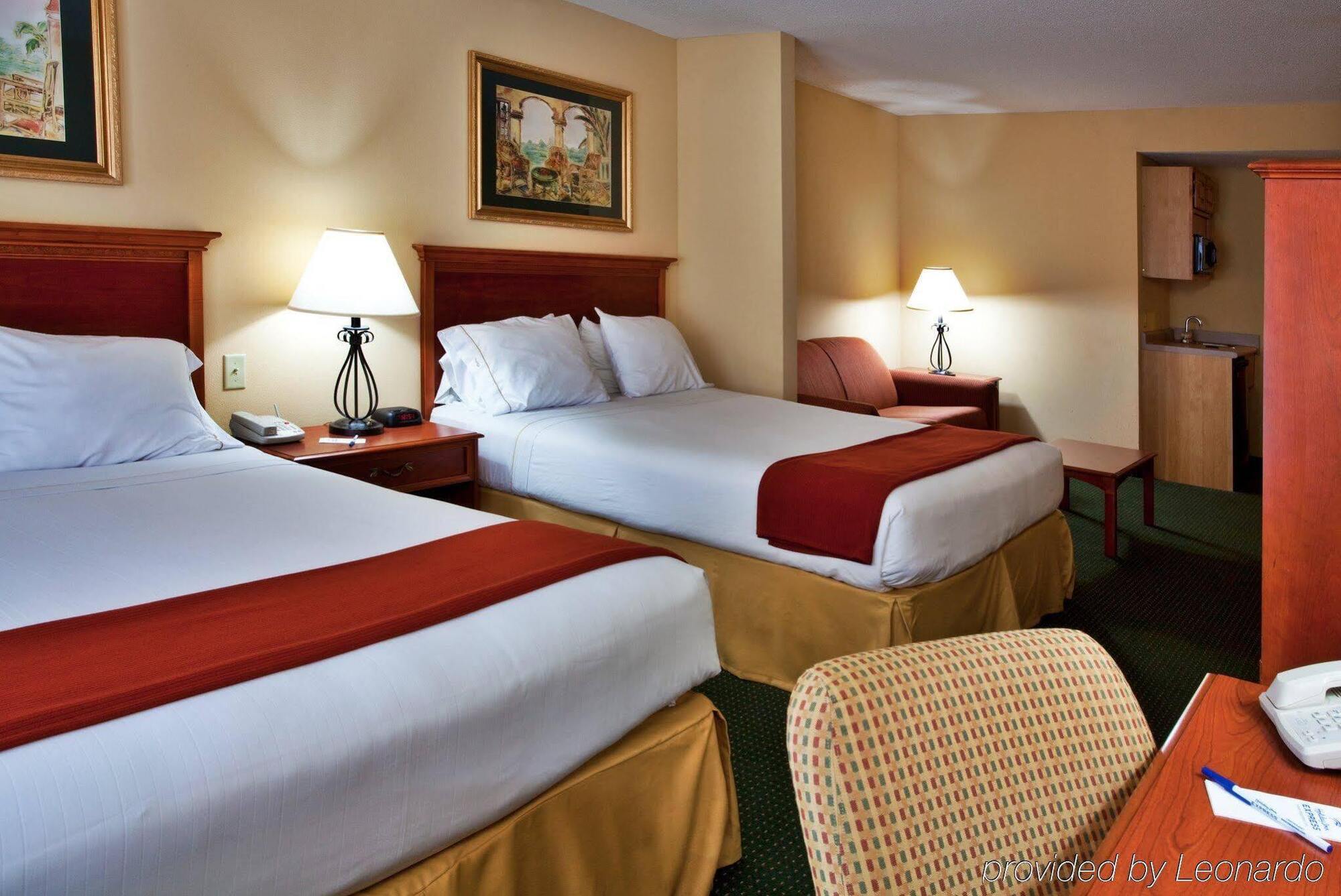 Holiday Inn Express Hotel & Suites Brooksville West, An Ihg Hotel Eksteriør billede